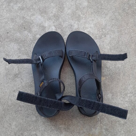 PREOWNED Teva Midform Universal Sandals Black Adjustable Straps Women's 7 - Picture 5 of 8